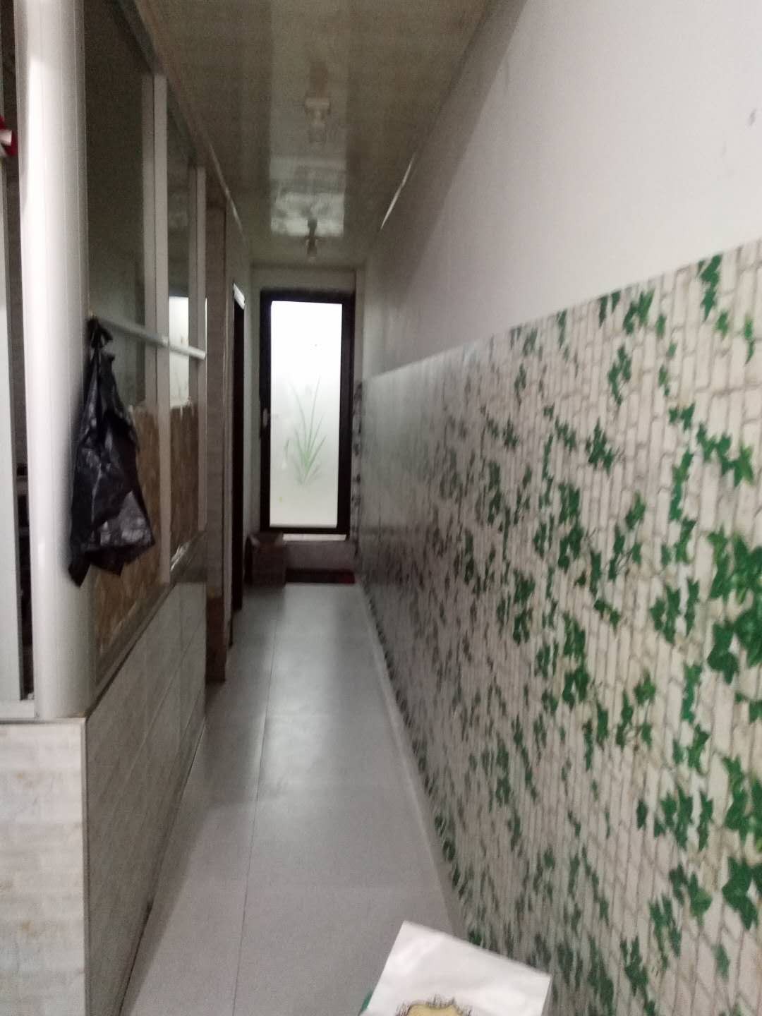 小学旁临街门面转租