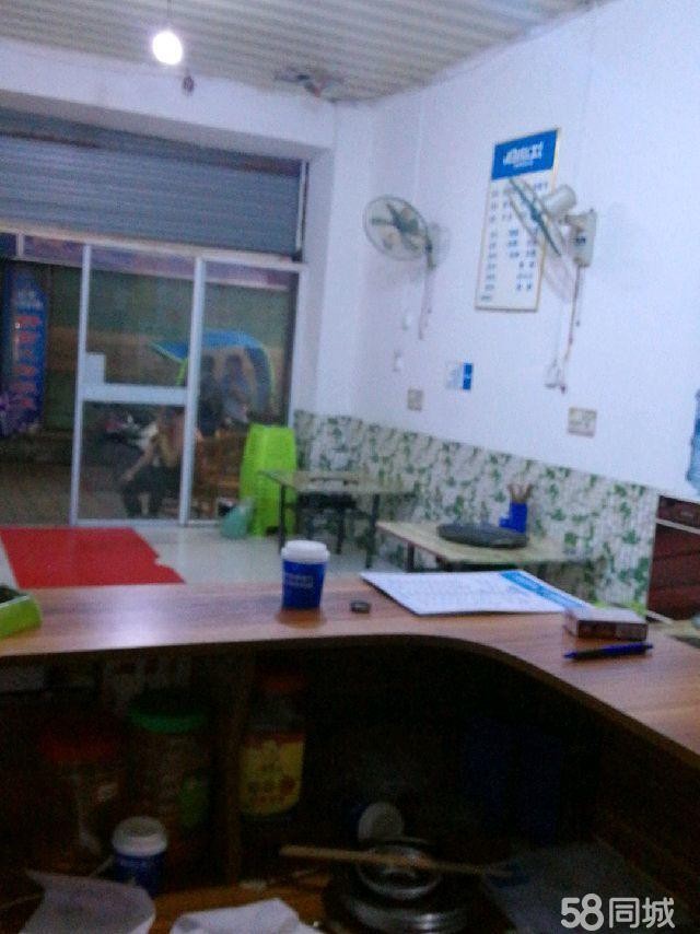 环城路 火车站城市一百旁 餐饮美食 商业街商铺