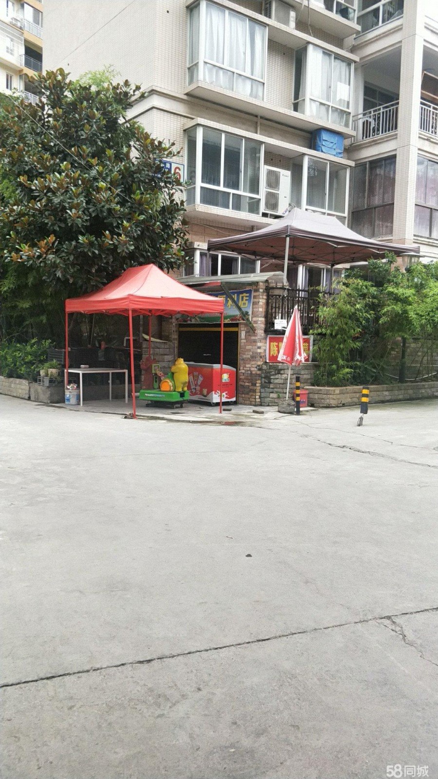 高档小区门面转让费一万 