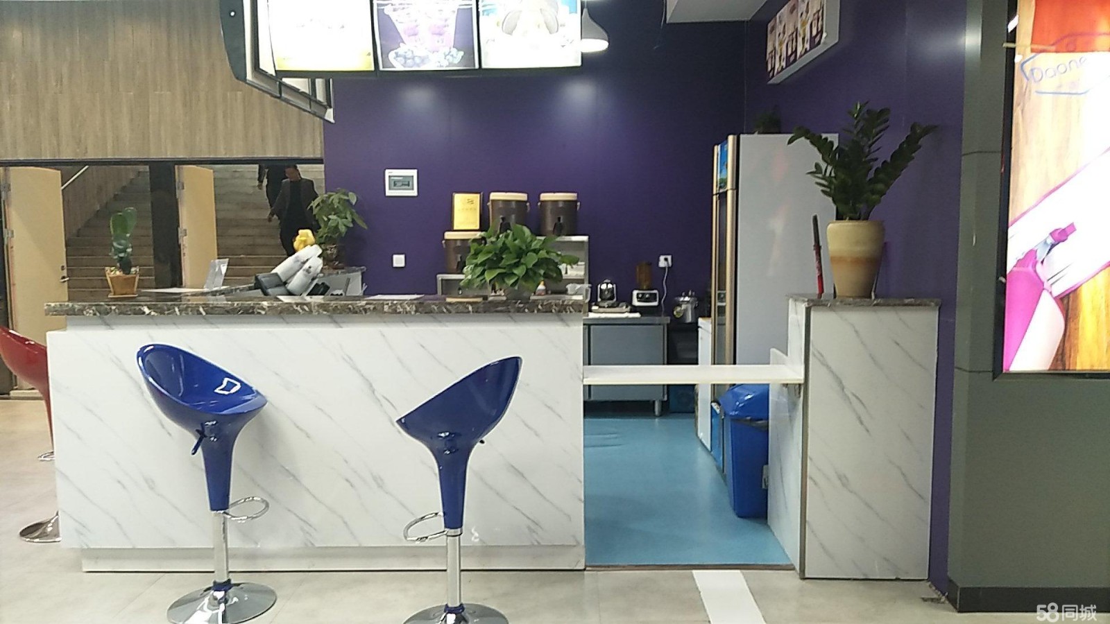 独家经营冷饮酸奶店