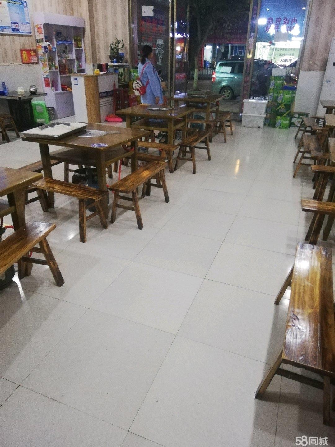 黄金地段火锅店转让