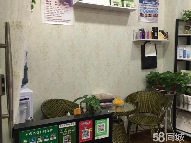 美容，纹绣店旺铺转让位置居中