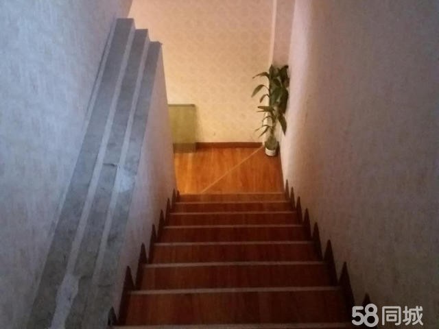 绥阳临街门面生意转让