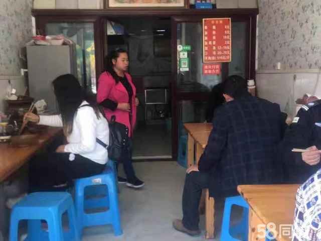  龙坑羊肉粉餐馆店