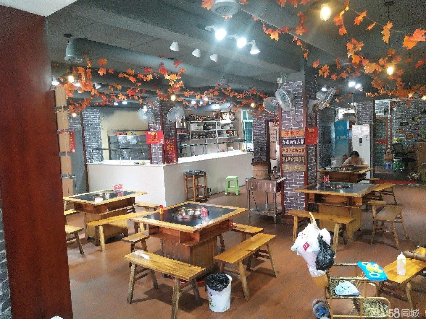 本店有固定的人流量，现将经营中的转让出去。本人有其它发展项目