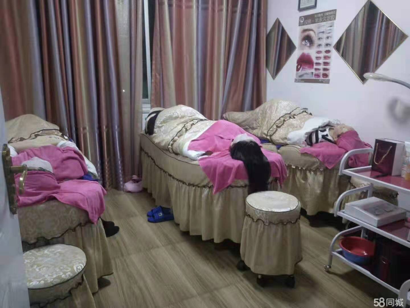 南白白锦小区汗蒸馆美容院