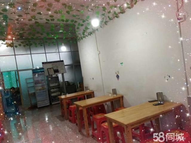 (转让) 临街装修餐饮旺铺，所有用具齐全，因有急事忍痛转让！