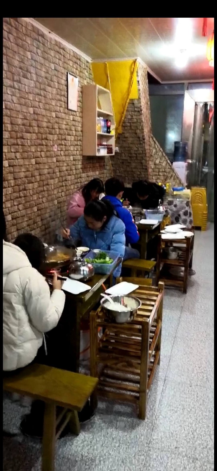 新浦大学城火爆旺铺转让