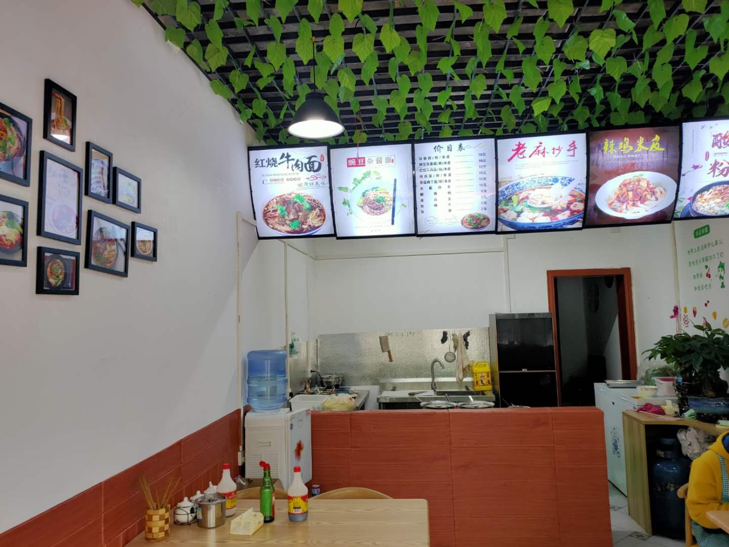 位置好  转让费低  做餐饮 