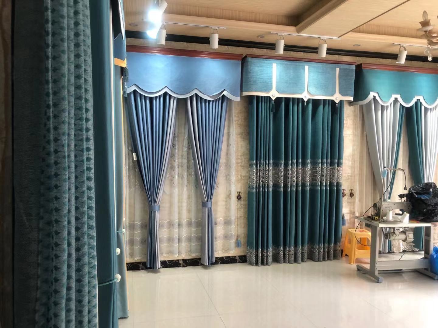门面方正，本人特殊原因转让