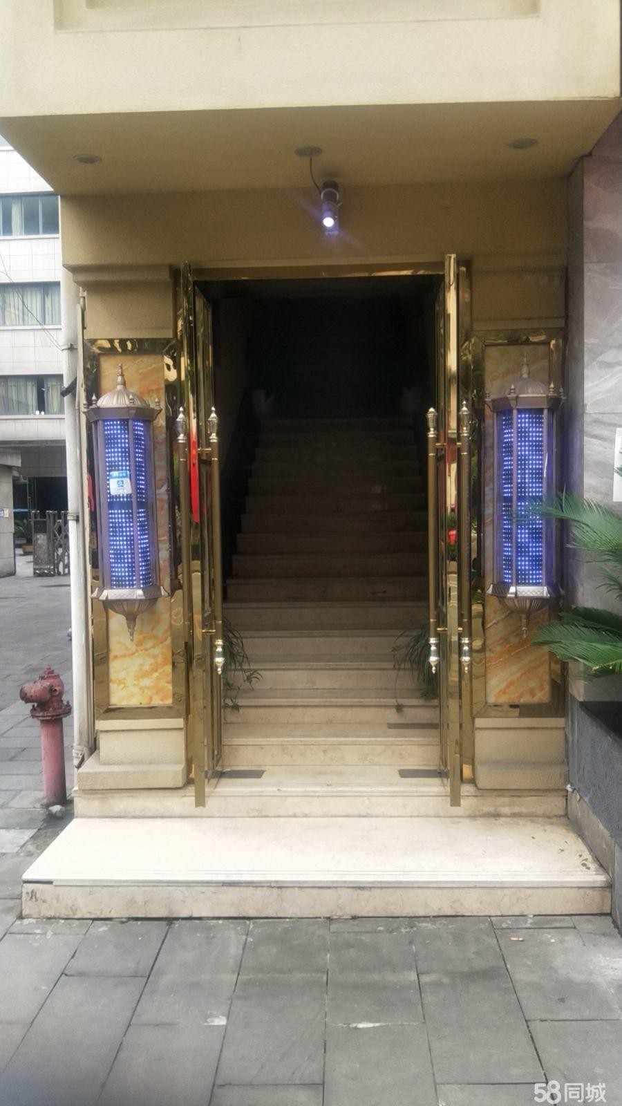 (转让)转让汇川南京路商业街店铺