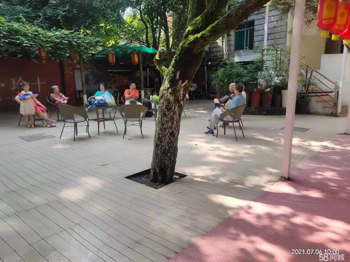 (转让)自己经营中承包宴席，场地大，有娱乐。