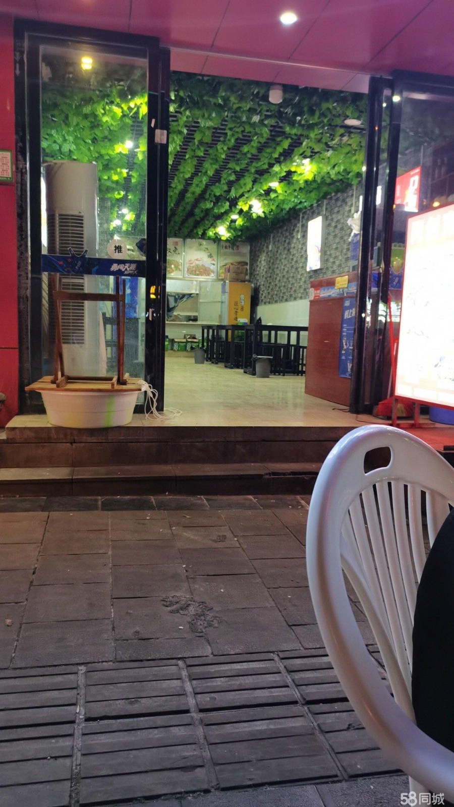 (转让)商铺门面可做中餐，夜宵!