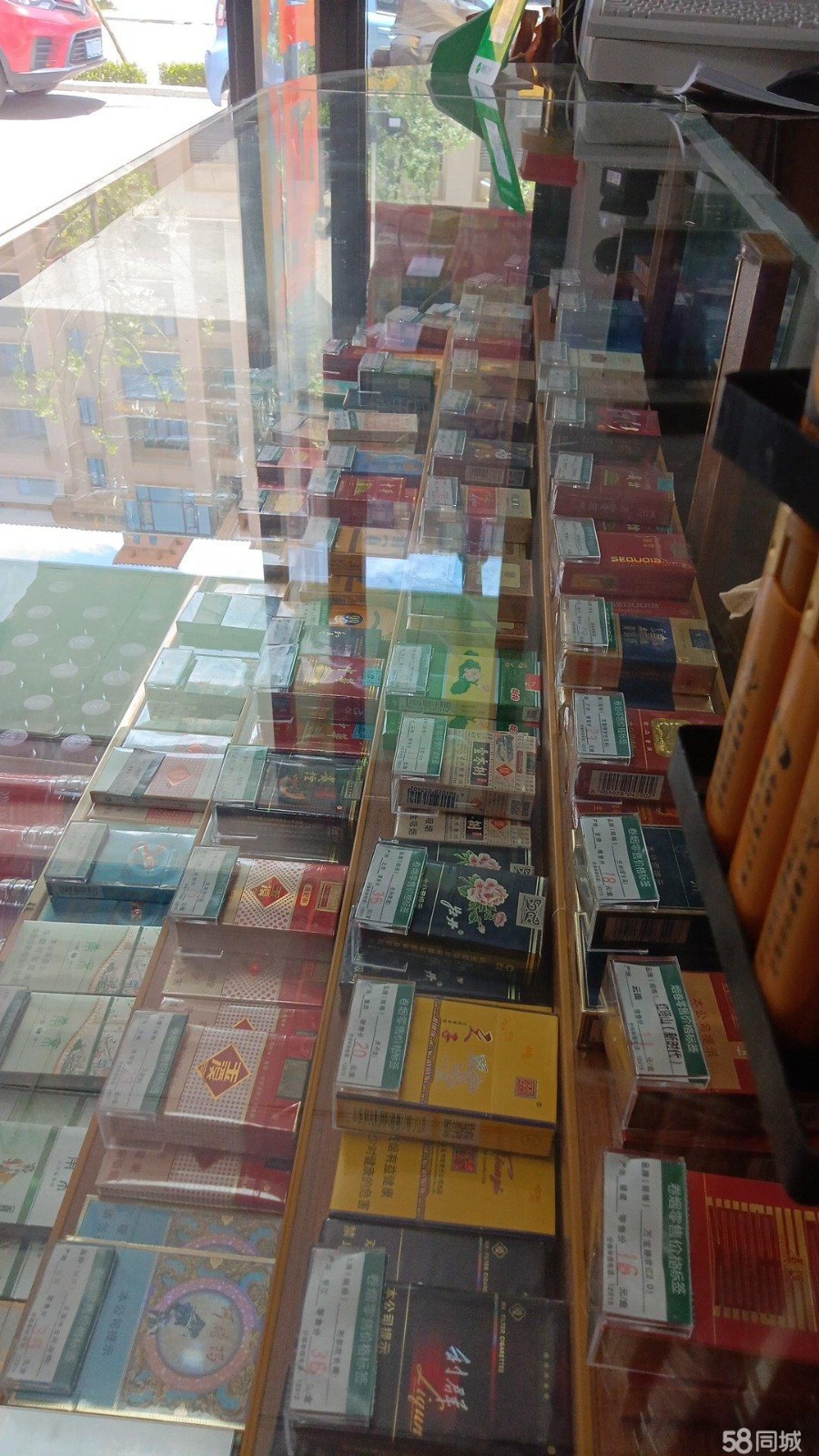 (转让)60平方，楼都阁好的，什么都有，还可以开餐饮