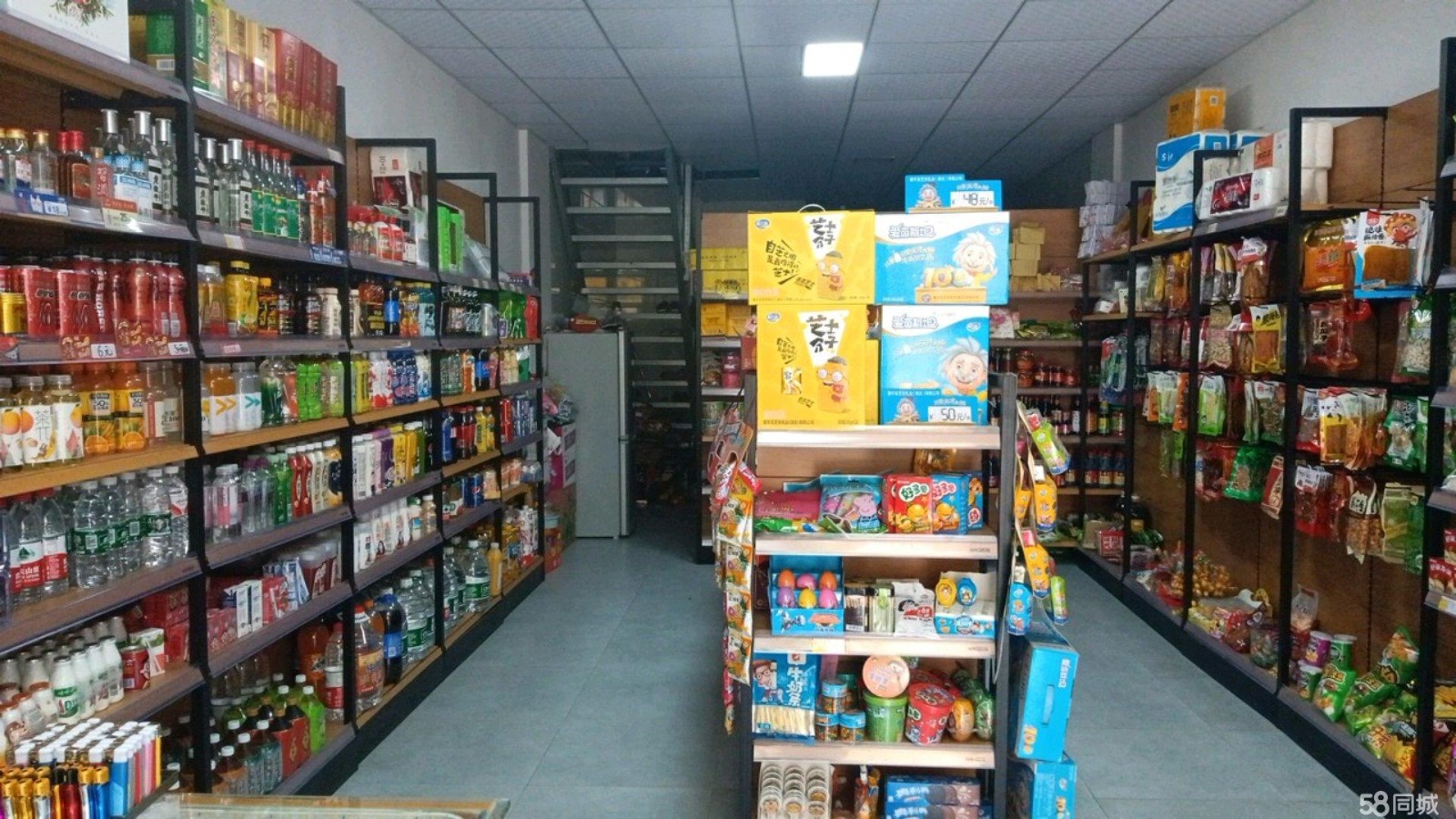 (转让)60平方，楼都阁好的，什么都有，还可以开餐饮