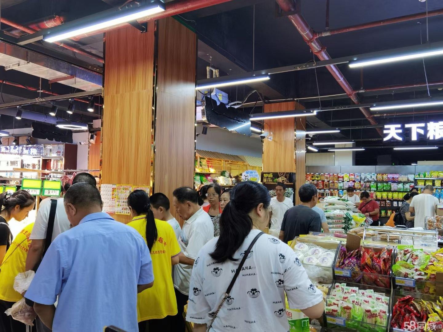 (转让)超市在3三叉路口、是几个小区的必经之路、周边入住率高、人流量大