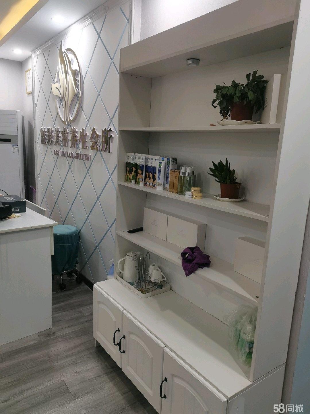 转让)本店个人原因，环境不错， 四周，小区环绕， 交通方便