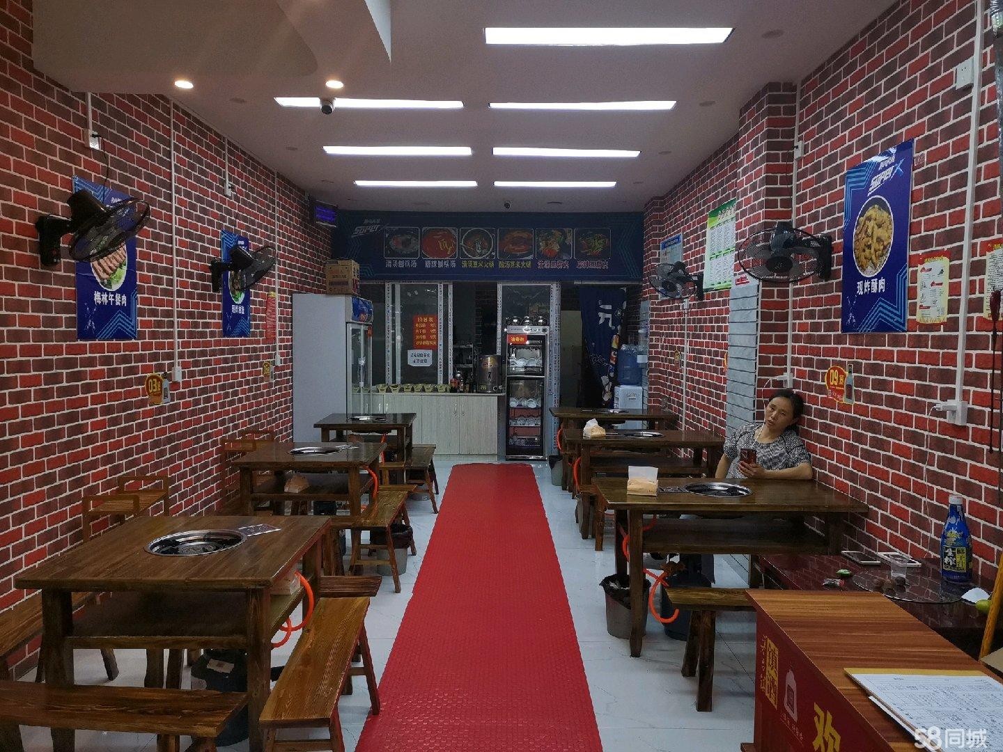 (转让)姐妹豆米火锅，房源好，在南门关比较好的位置，六中对面