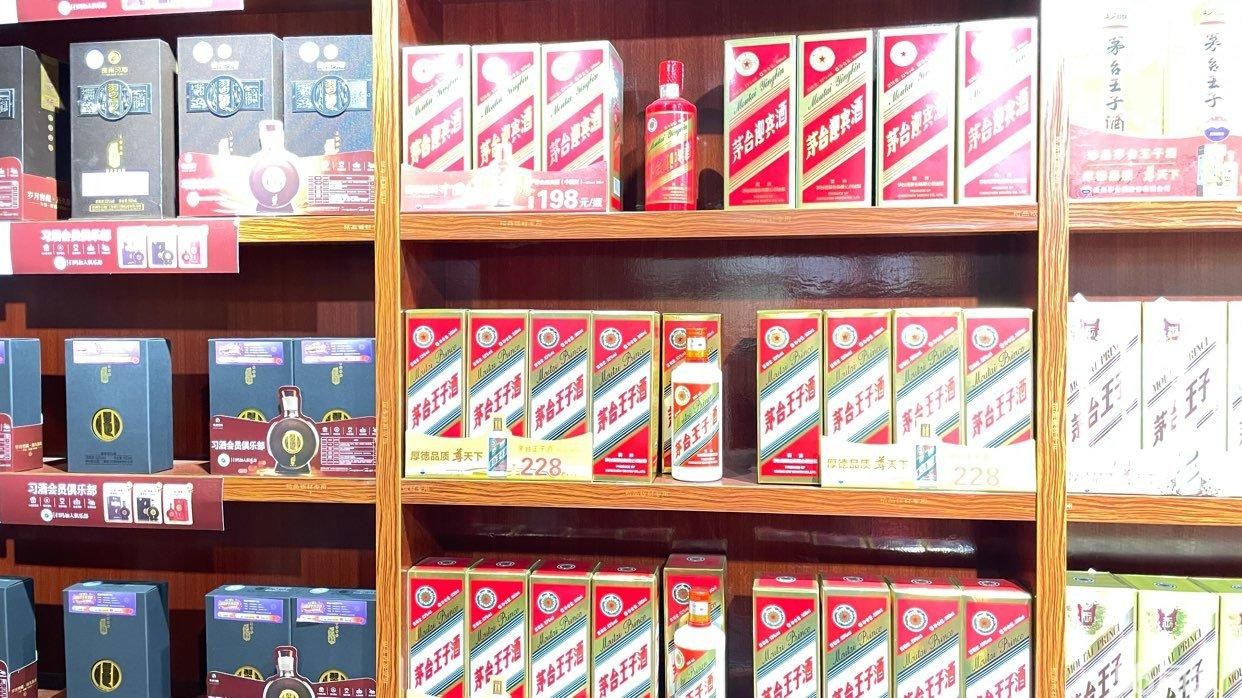 (转让)位置好，因两个店面，现无人管理