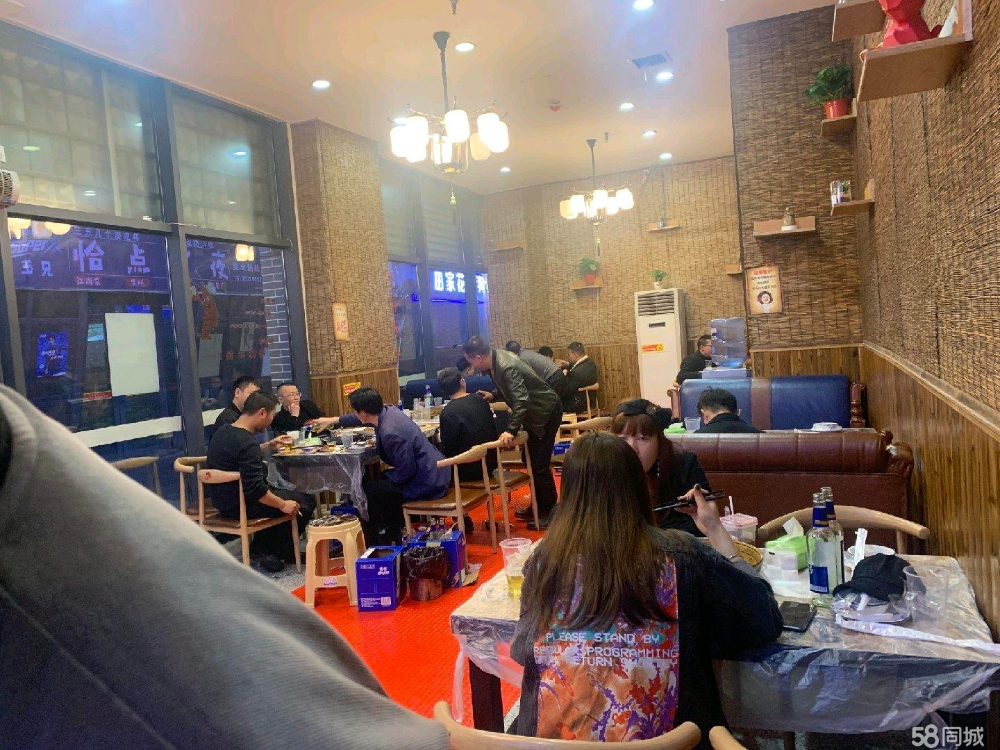(转让)内有酒吧，KTV!因为自己有事忍痛转让，人流量大!