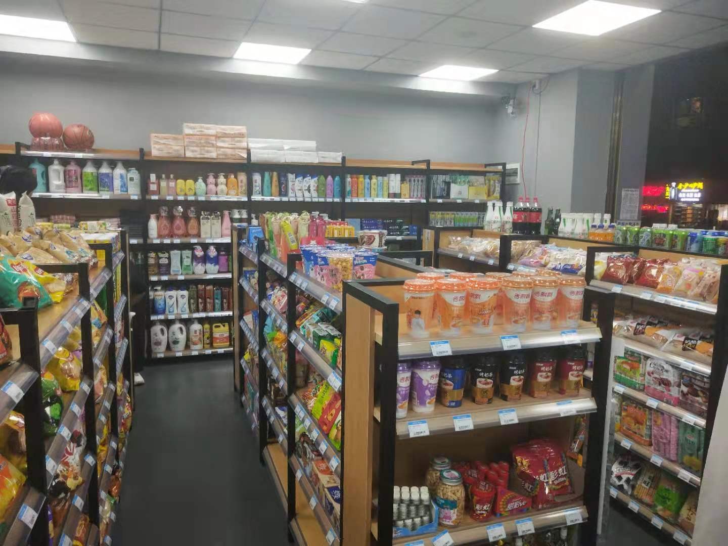 播州区扬州恬苑临街便利店转让