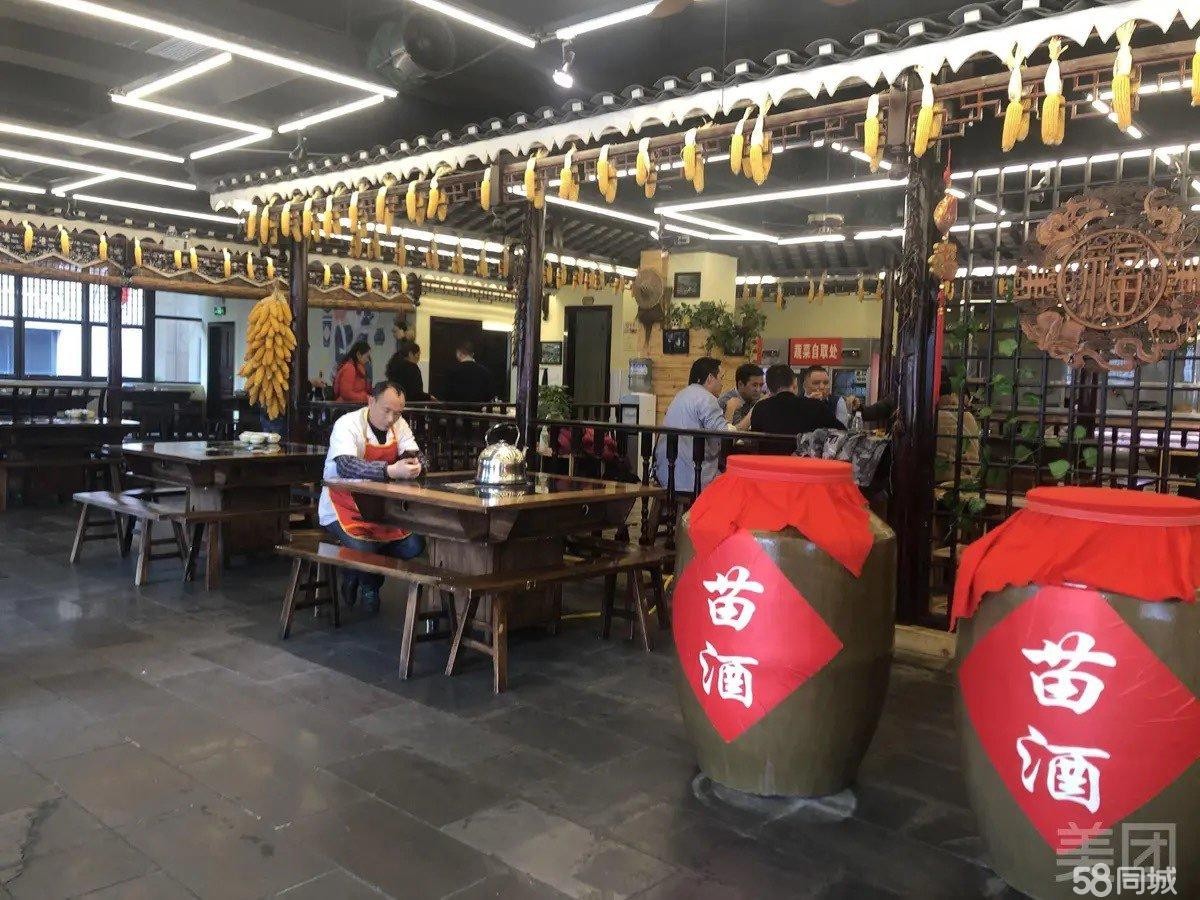 (转让)新蒲林达美食街正街门面，装修,转让新蒲小高山品牌。