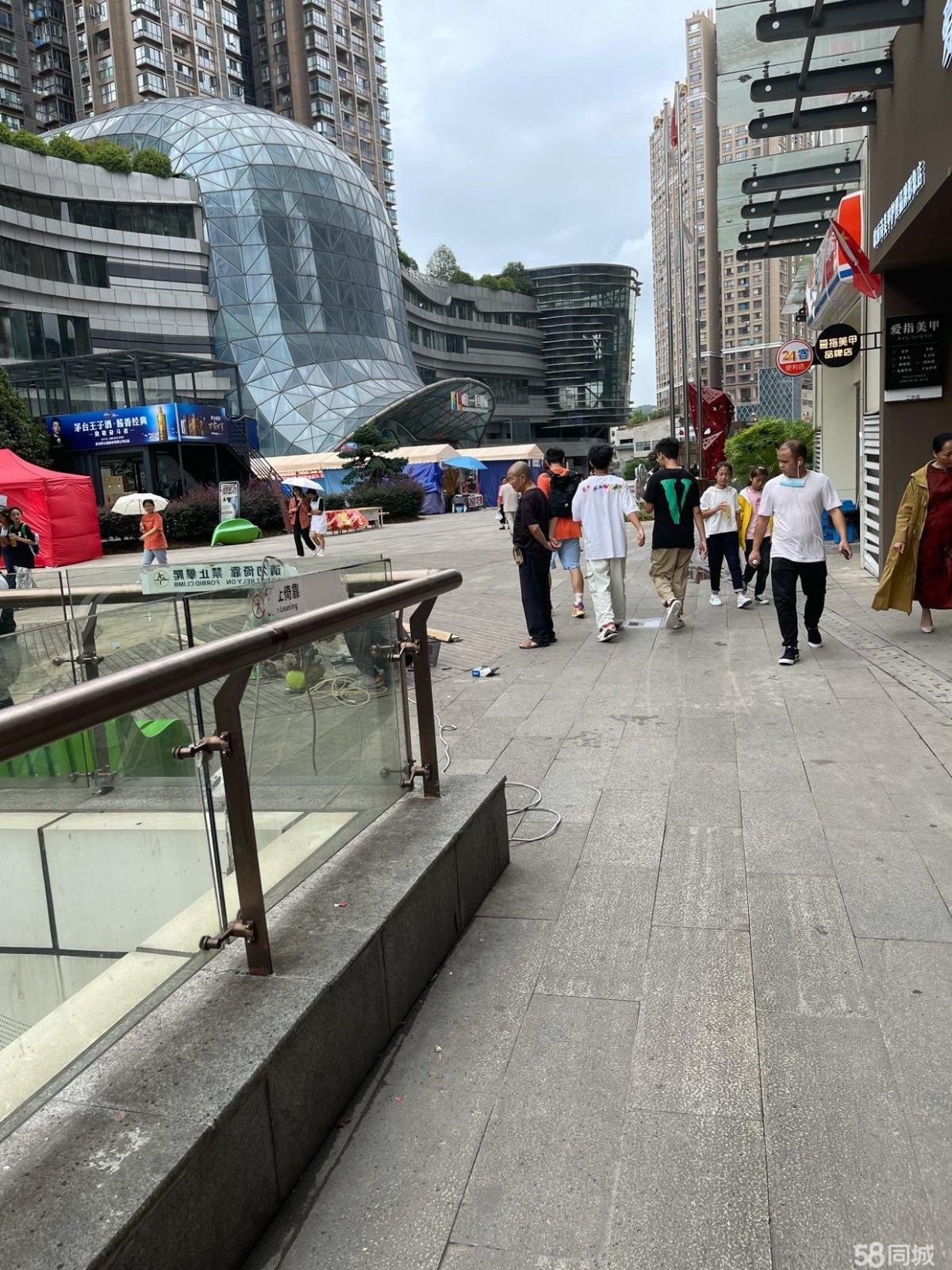 (转让)人流量大、地段好、房屋便宜、本人有其他店经营