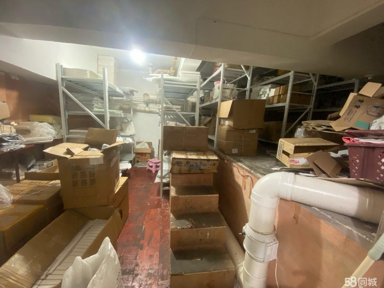 (转让)附近小区多医院近地段好人流量大库房大性价比高
