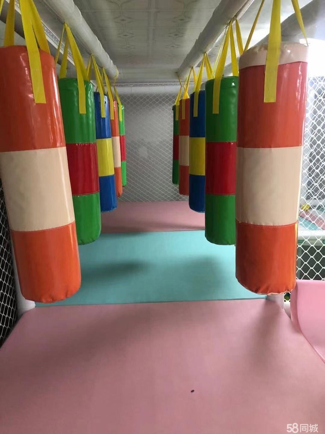 (转让)因小孩在别处上学，现将正在营业中儿童乐园低价转让