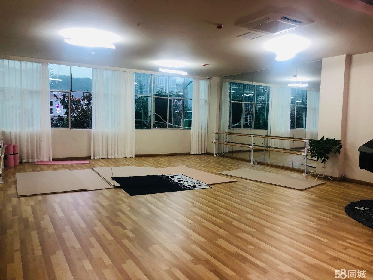 (转让)艺术培训机构和咖啡店 (转让)艺术培训机构和咖啡店)