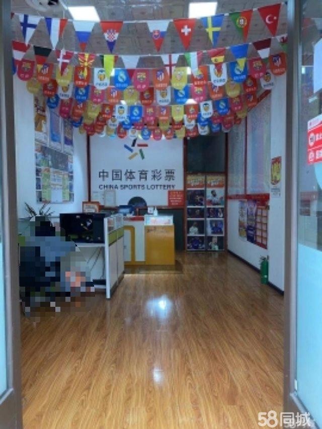 (转让)新浦实地蔷薇，临街店面
