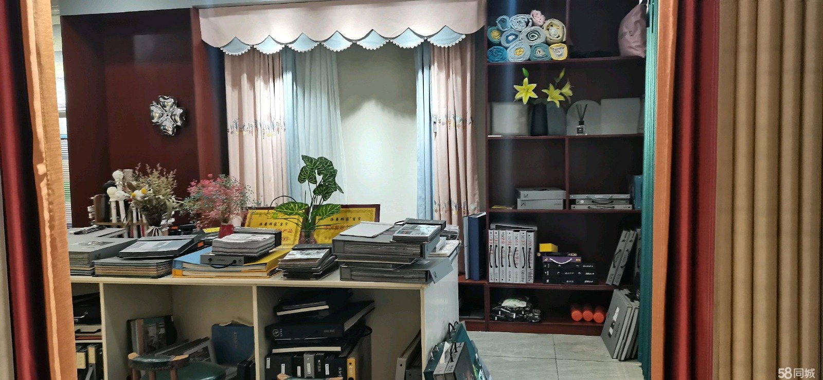(转让)因无精力管理,地段好,客源好, ,窗帘店现低价转让