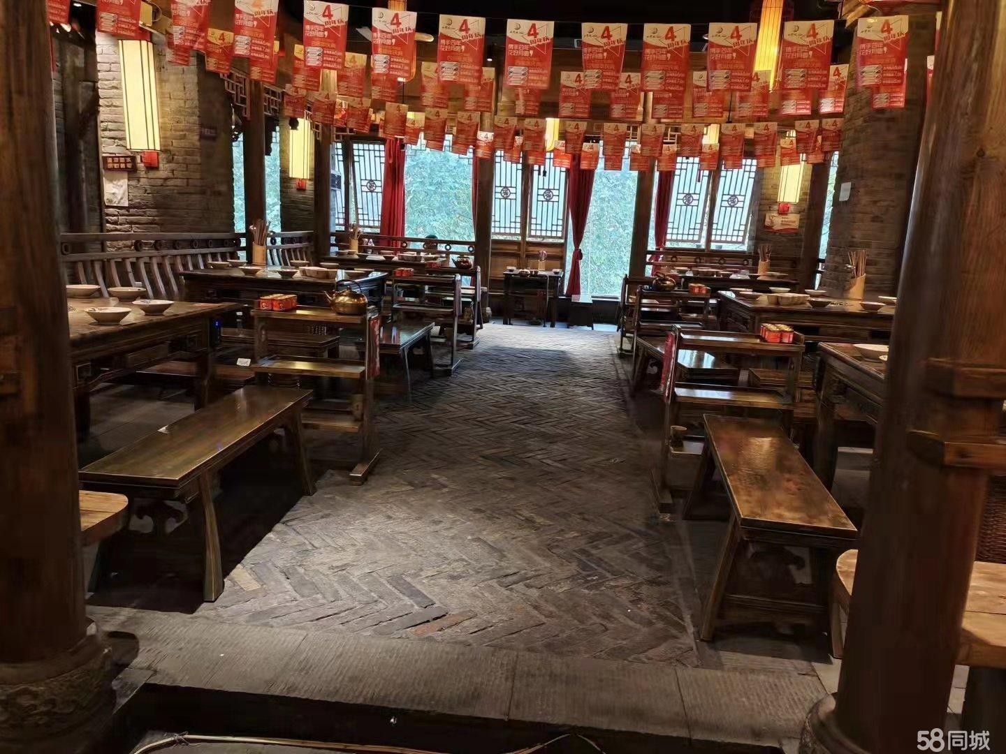(转让)全国知名品牌,老城商圈中心,稳定经营多年,。