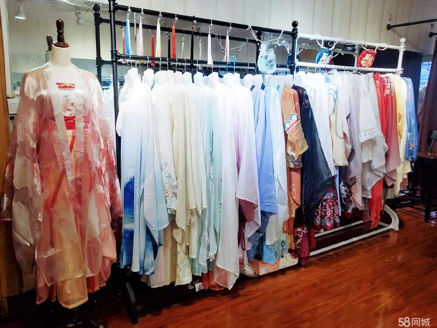 (转让)16万，遵义汉服店转让，可直接入手经营