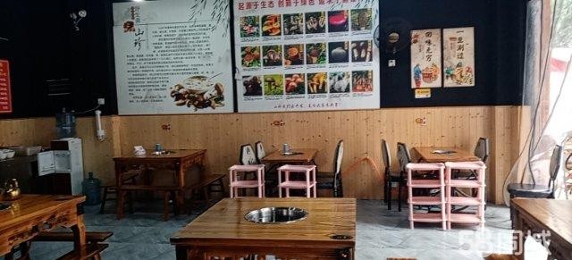 (转让)高铁站附近两个门面，门面外面可烧烤地理位置好