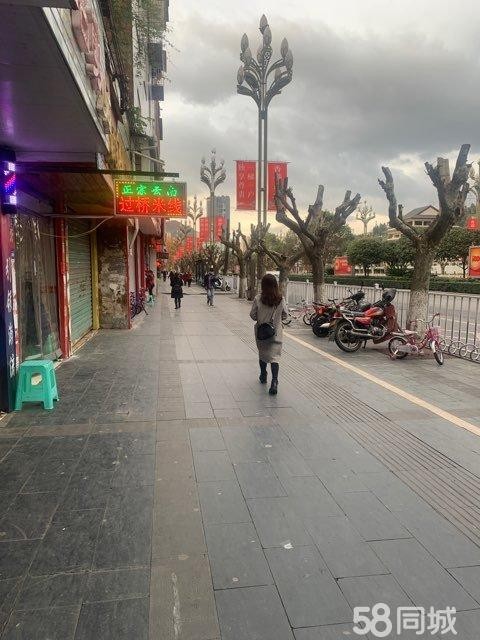 (转让)门店转让，可以做饭，睡觉