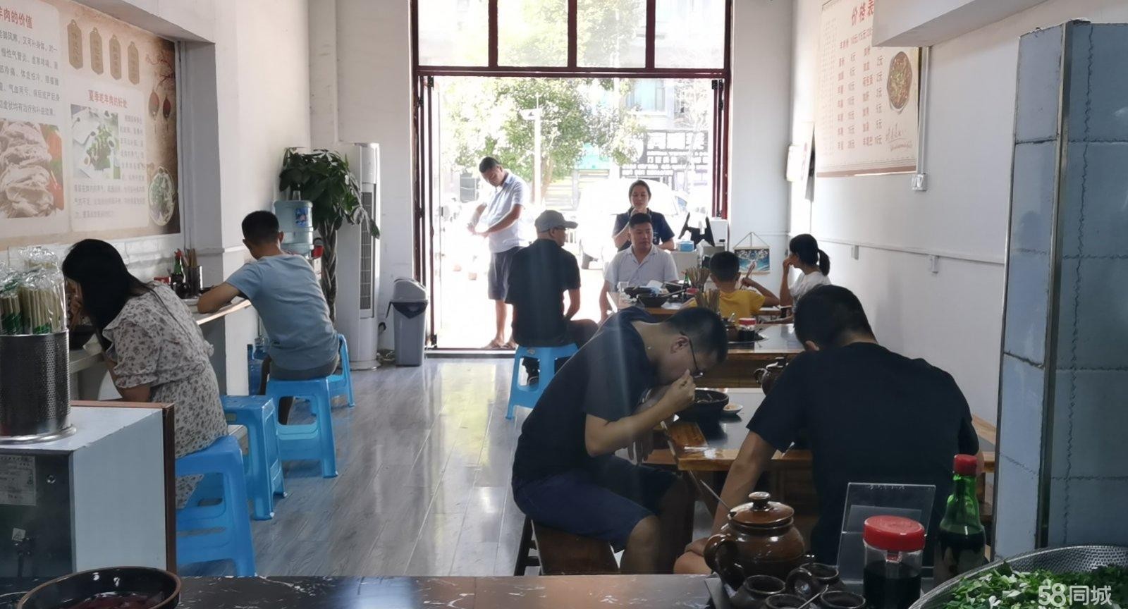 (转让)盈利中旺铺转让，共两层，好停车有固定回头客，适合各种行业!