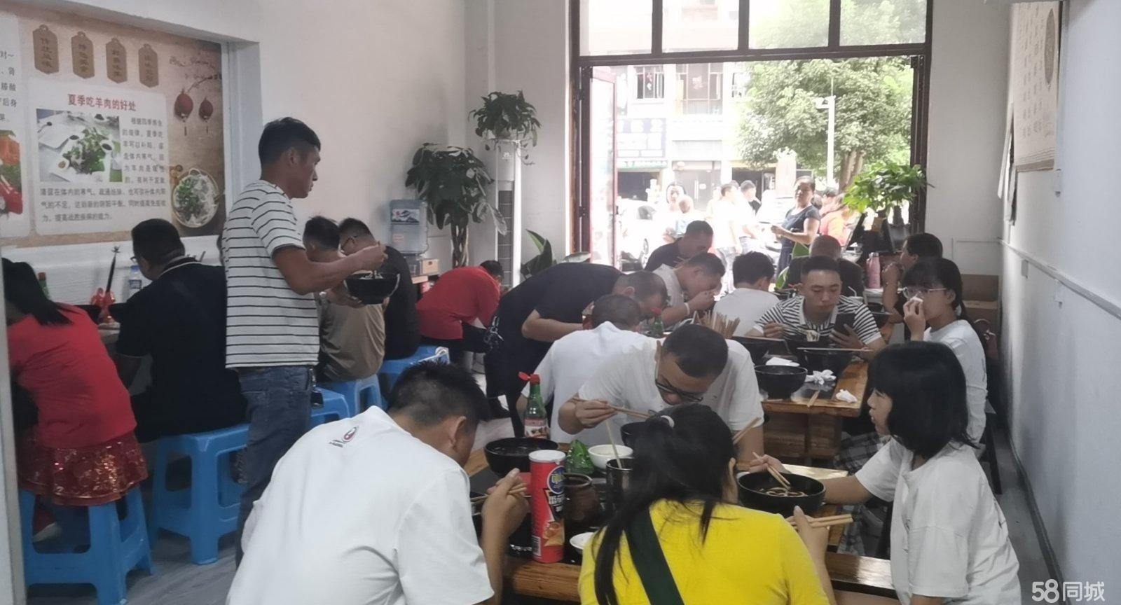 (转让)盈利中旺铺转让，共两层，好停车有固定回头客，适合各种行业!