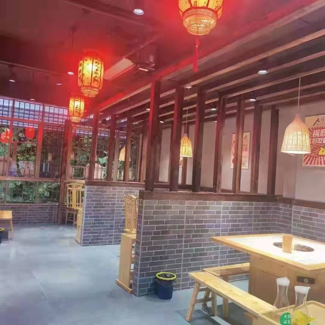 门‮转面‬让​‎