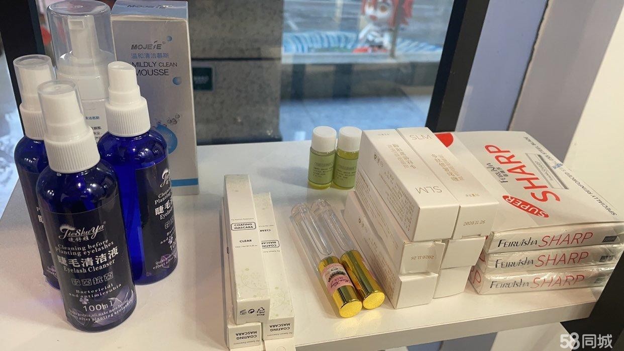 (转让)店铺的地理位置以及周边居住环境非常好店铺工作室都非常适合!
