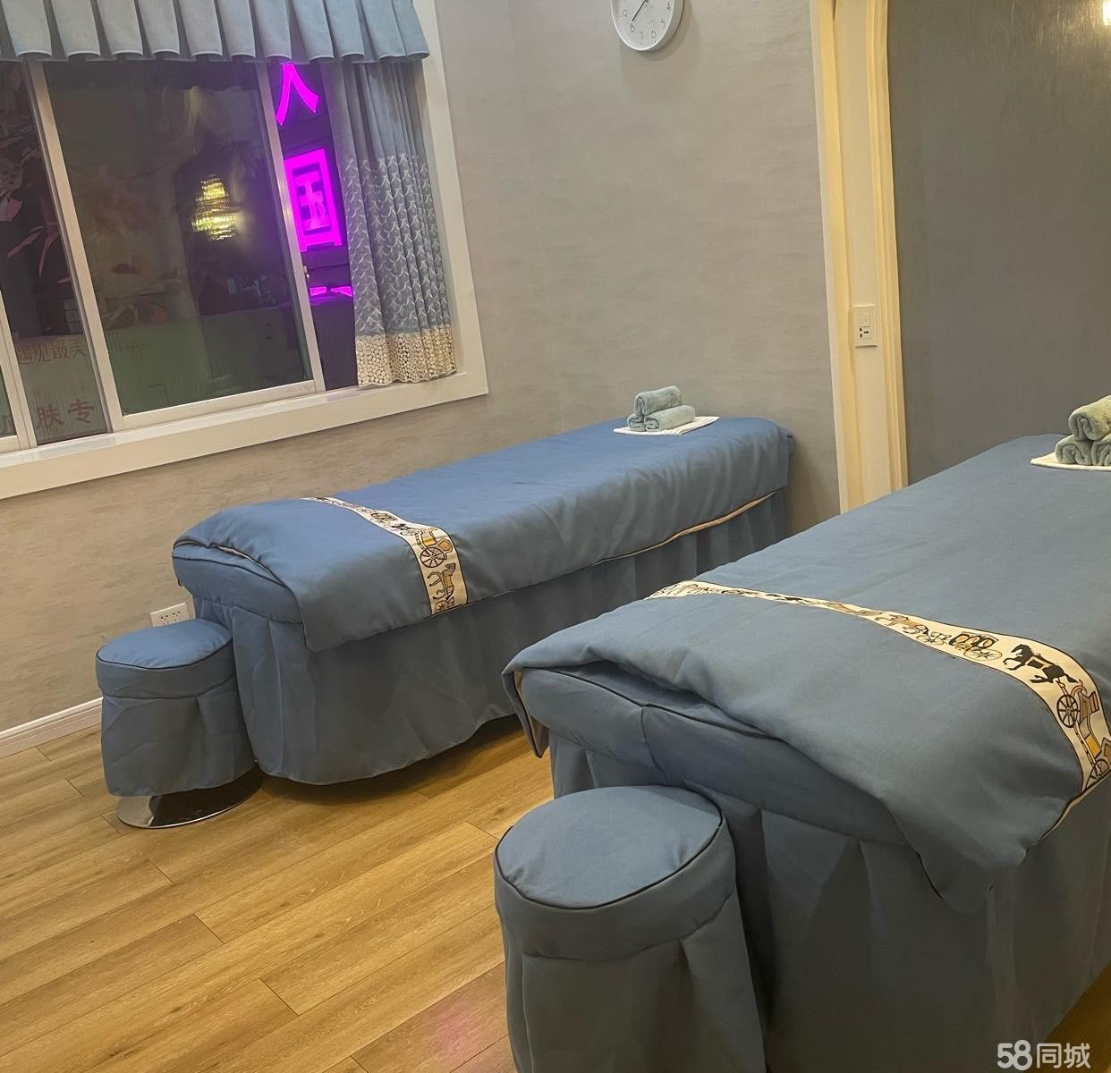 (转让)本人因某些有特殊原因，现将精装修美容店转让。
