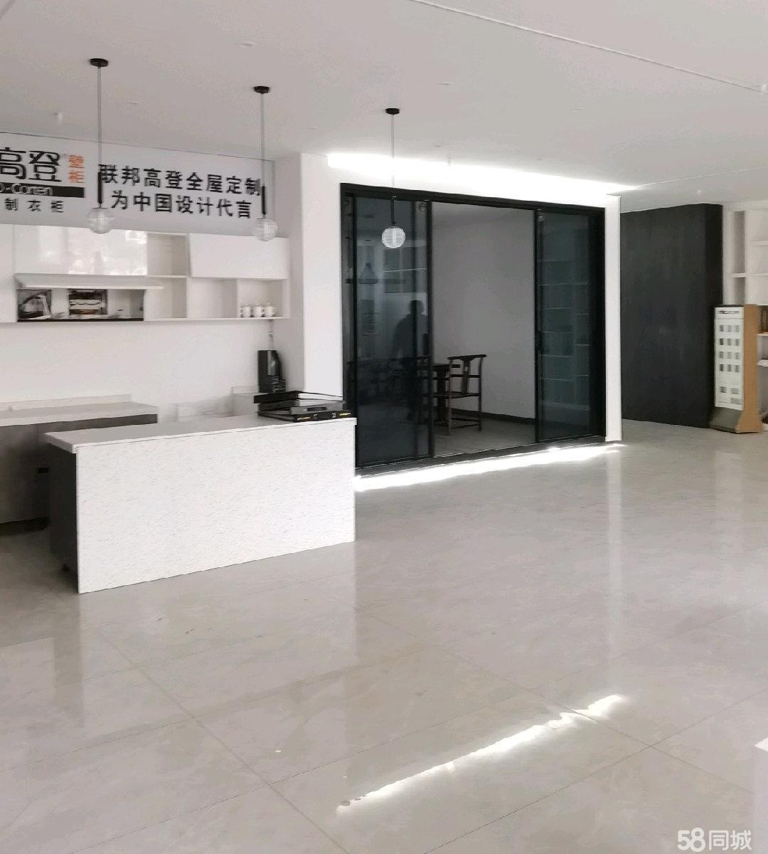 (转让)酒都大道装饰公司转让,可做装饰公司,也可做商贸公司。