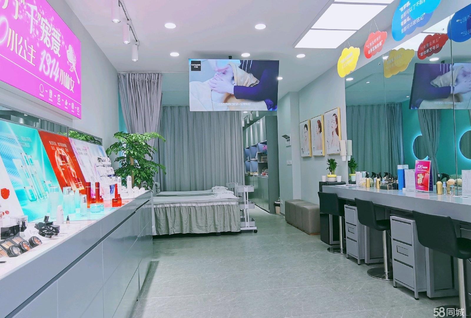 (转让)店铺新开半年不到，全新装修，证件齐全，有稳定客源。