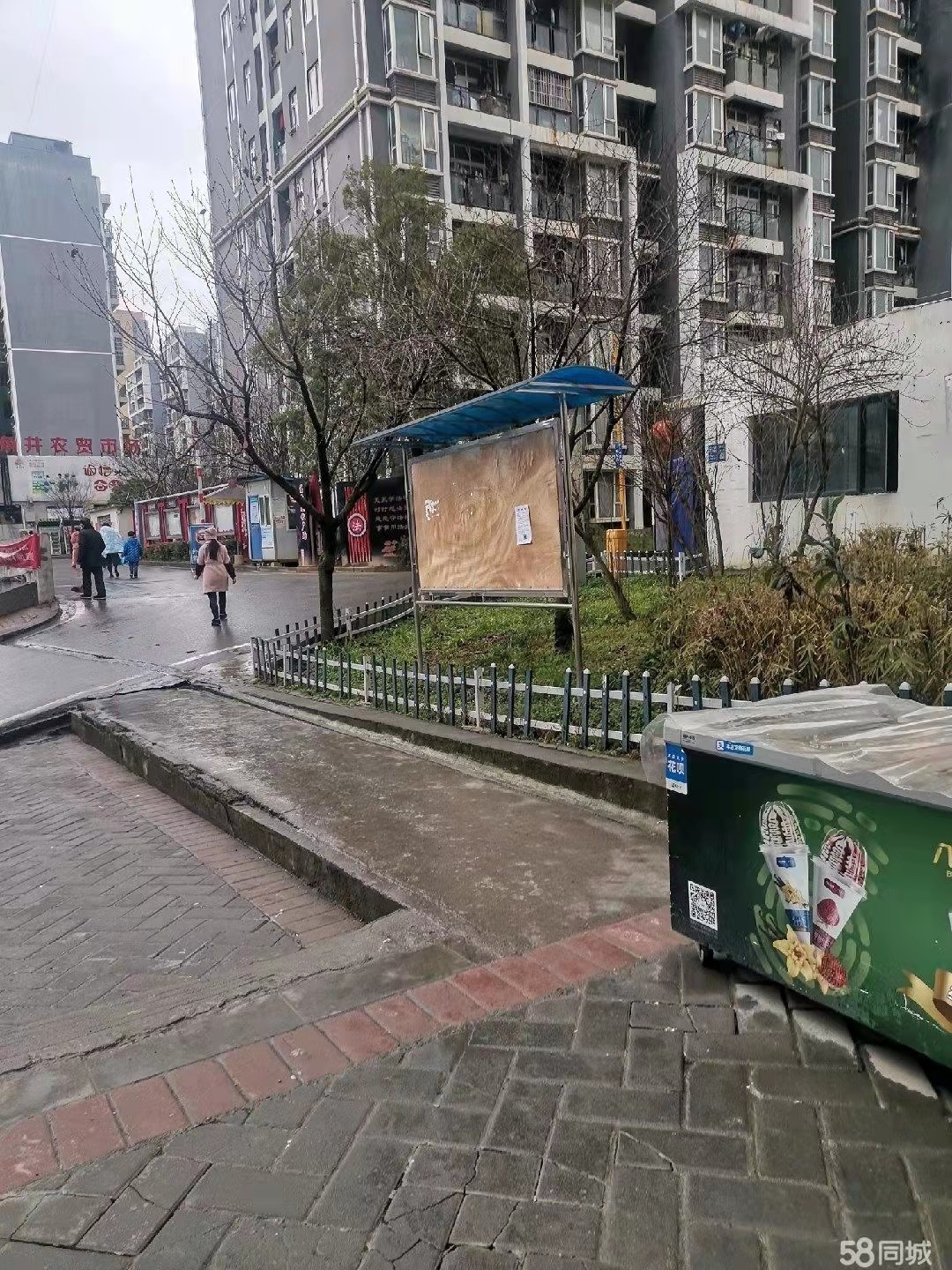 新浦还房小区便利店转让