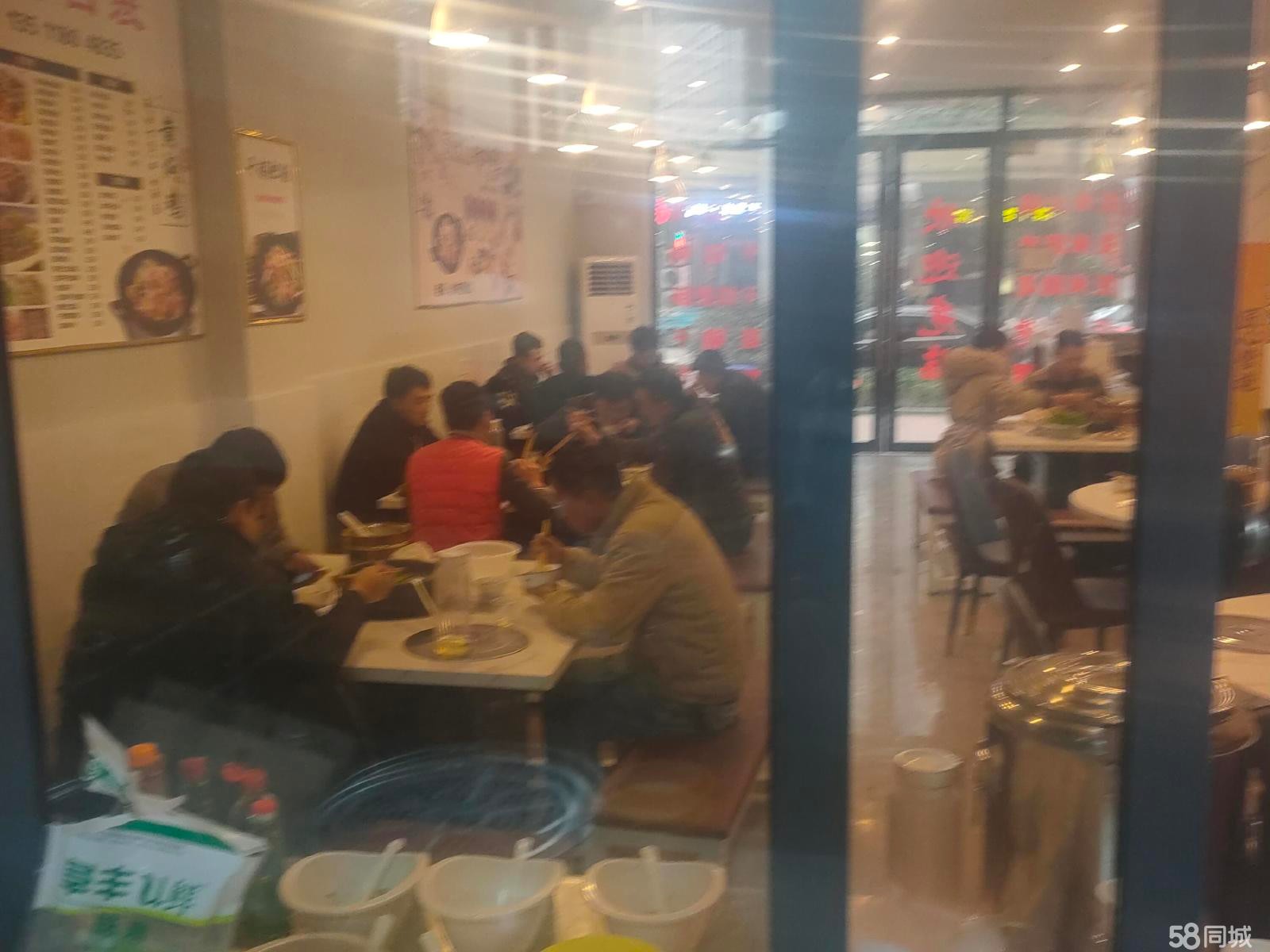 (转让)国酒城三期大门口聚黔黄娴鸡转让