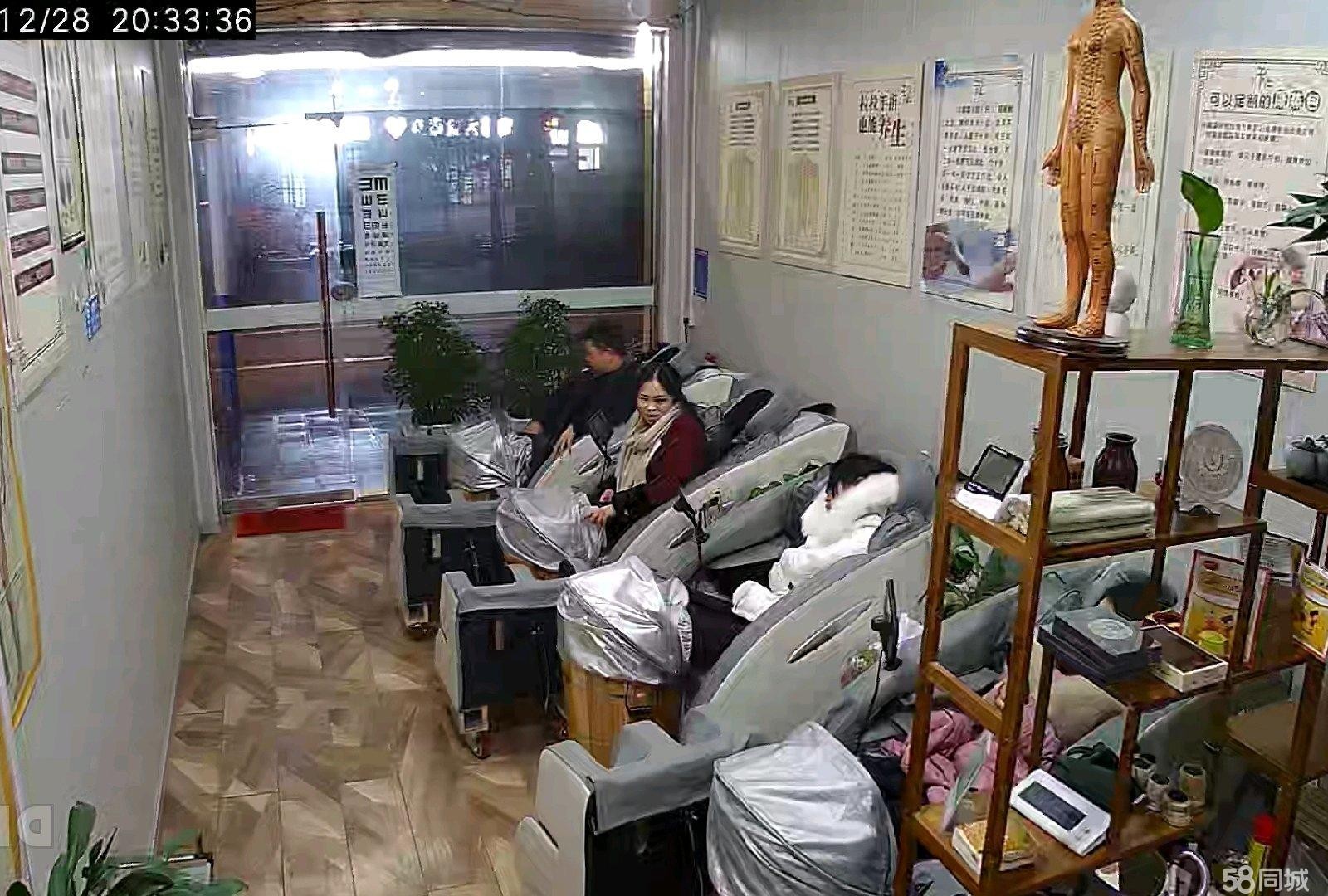 (转让)分身乏术，带技术转让。门口是公交站。