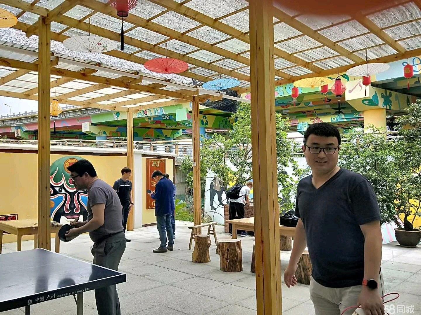 (转让)山庄前后有山有河有花园，能经营散客团餐宴席庆典拓展活动等.