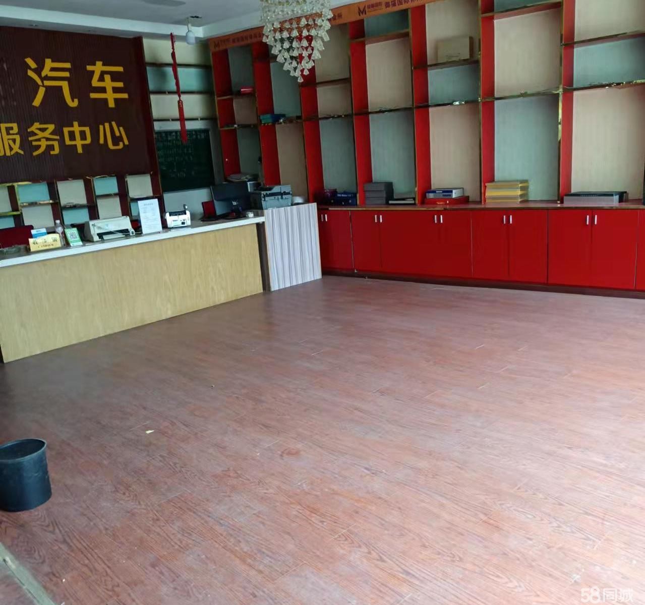 (转让)可用于修车,美容保养,停车,有办公室,员工住宿区,生活区。