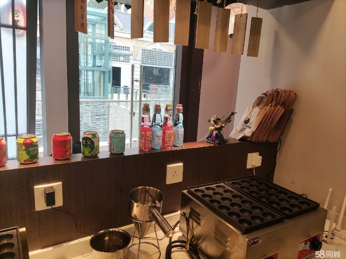 (转让)国酒城大都汇三楼店铺，可做小吃和其他