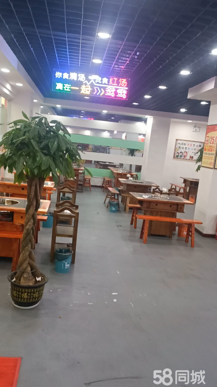 (转让)火锅店转让300多平米桐梓四小对面设备齐全